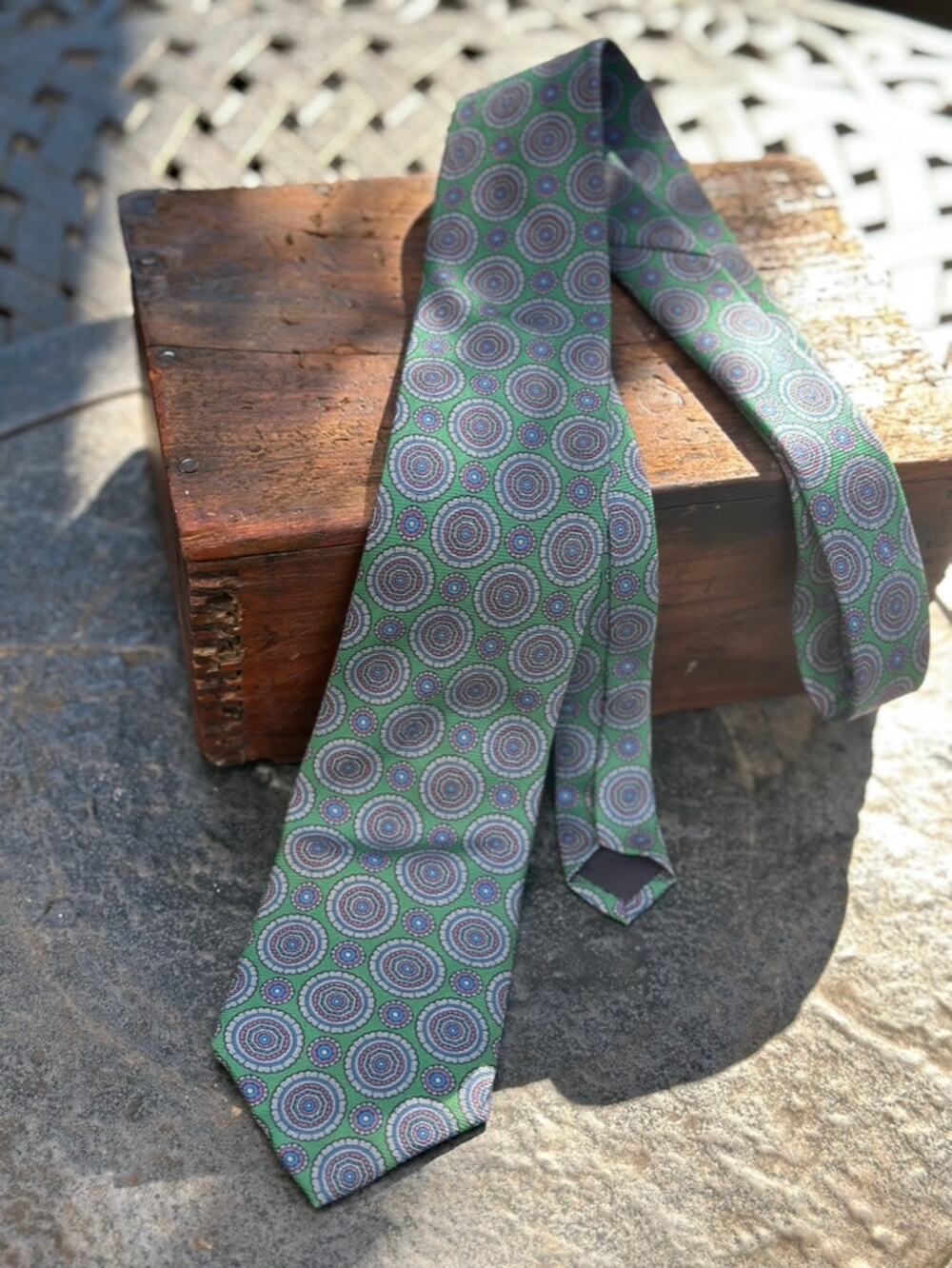 Kuppenheimer Green Medallion 100% Silk Tie Made in USA